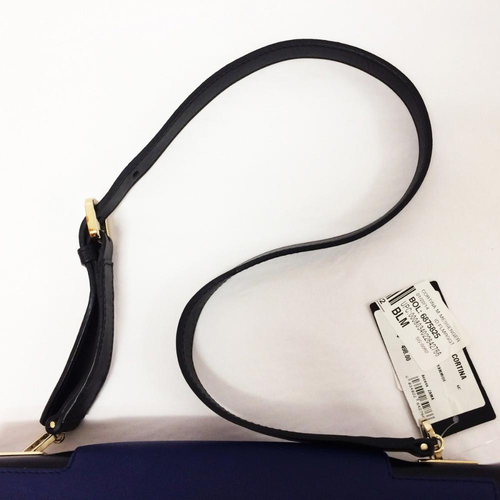 Cortina Messenger Bag