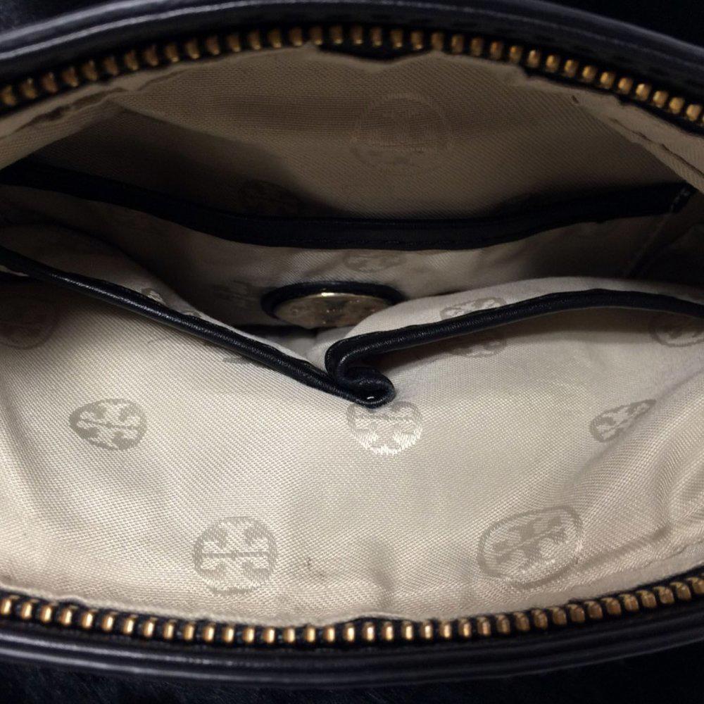 Tory Burch Peyson Muffler Black Fur Wristlet