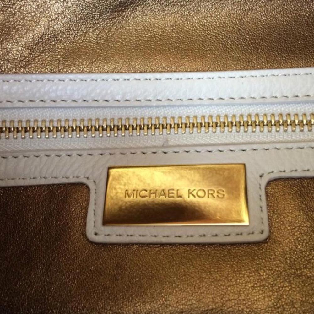 MICHAEL KORS Tonne Large Fold-over Tassel Bag