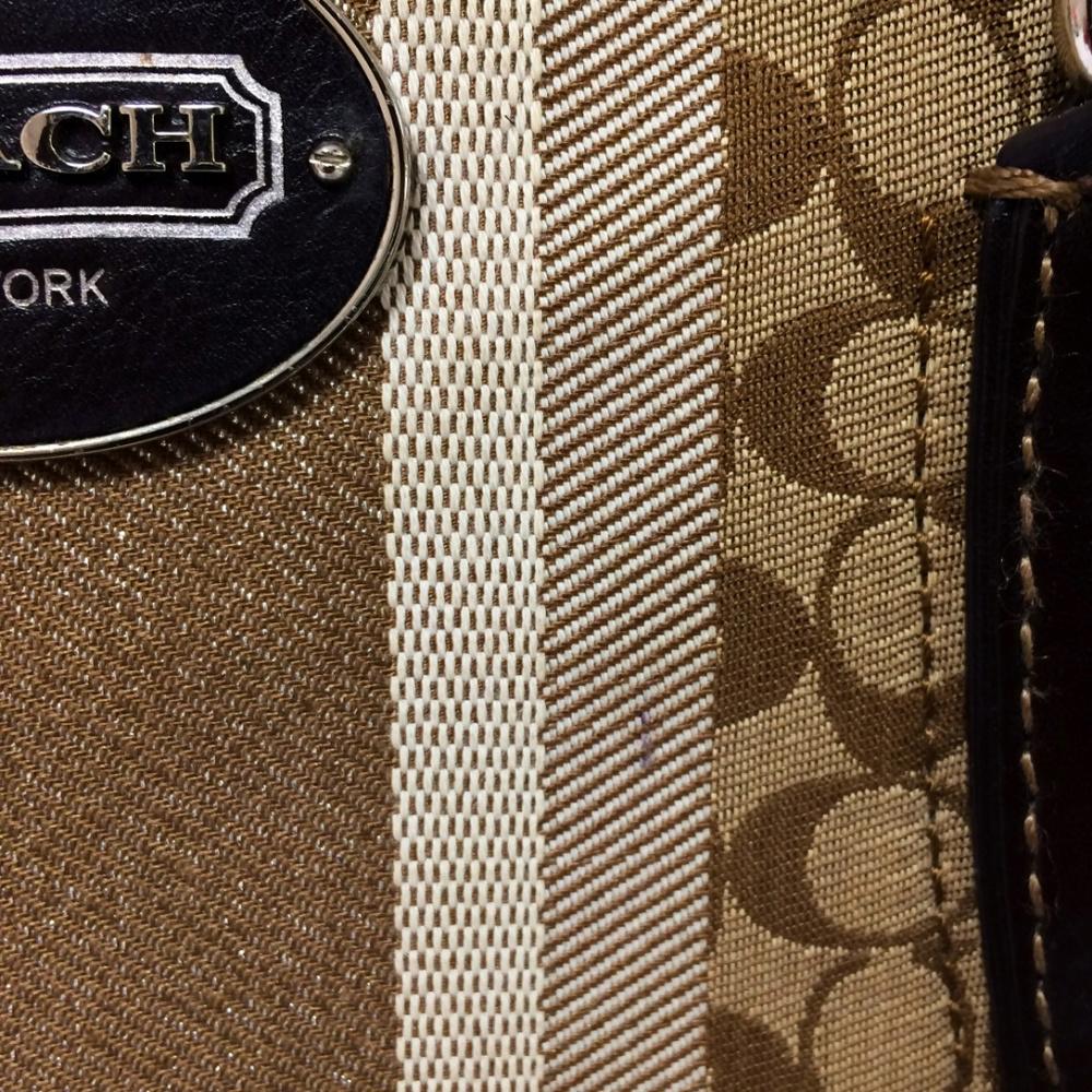 COACH 19916 Legacy Signature Stripe Khaki Candace