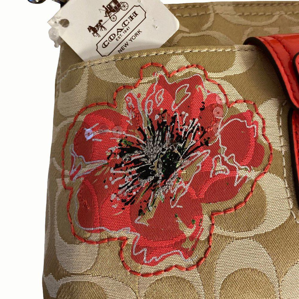 COACH 47075 Poppy Signature Floral Swing Pack