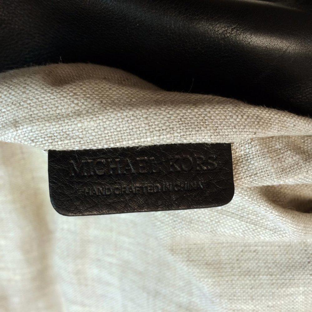 MICHAEL KORS Skorpios Flap Leather Shoulder Bag