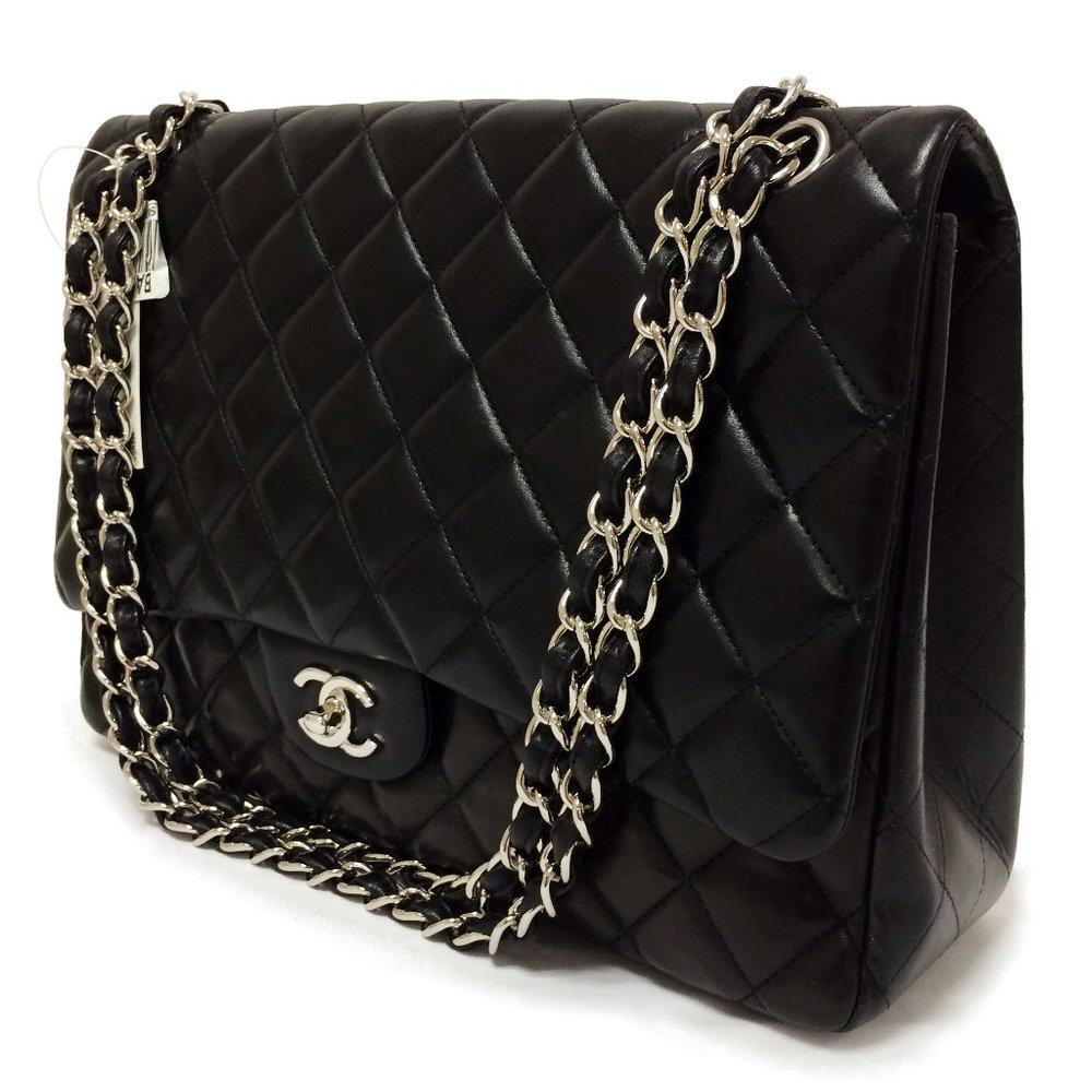 CHANEL 2.55 Reissue Timeless Classic Flap Bag